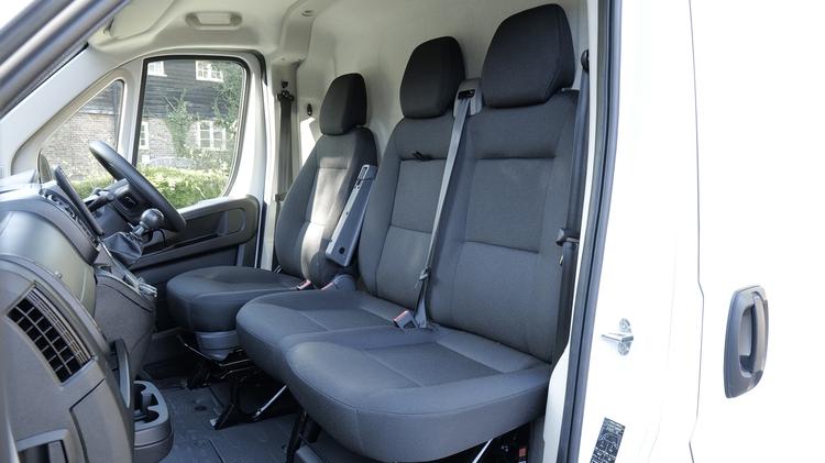 TOYOTA PROACE MAX L3 DIESEL 2.2D 140 Icon Dropside